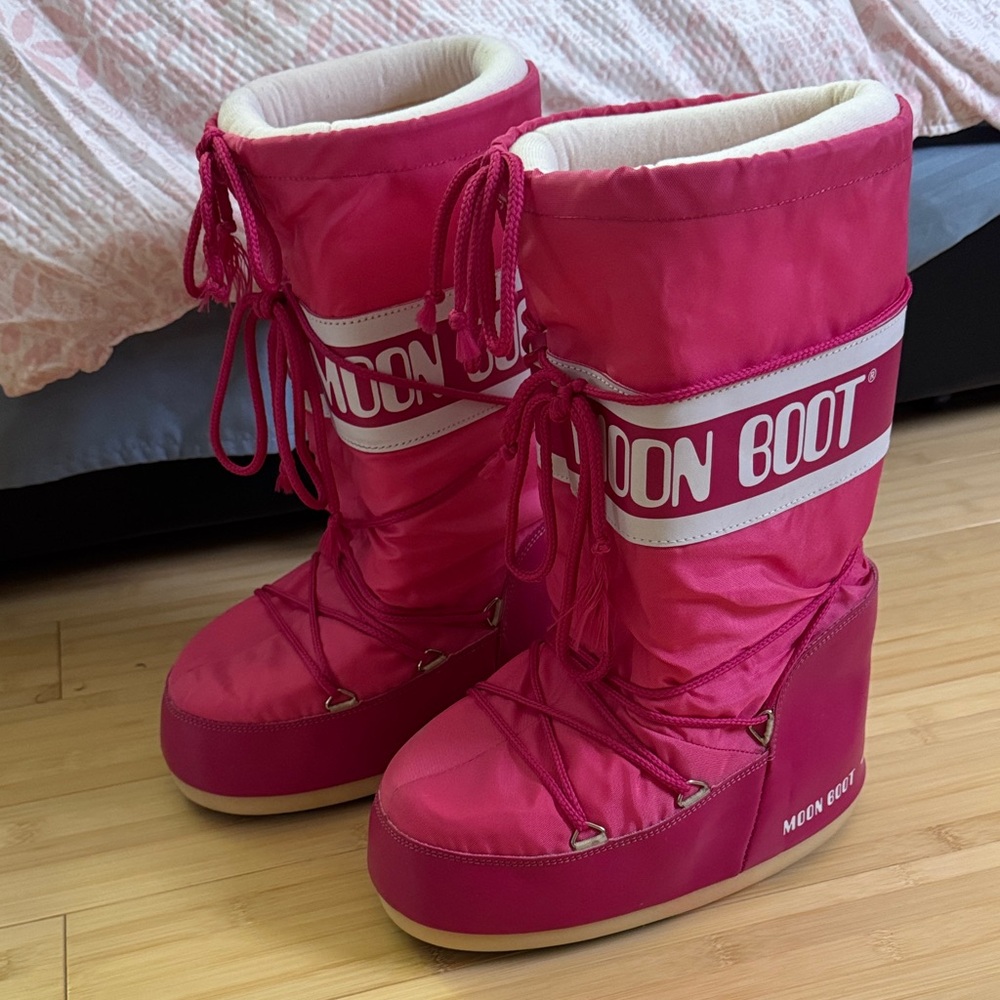 Moon Boot Hot Pink Insulated Snow Boots